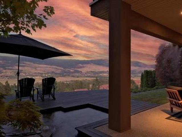 1749 Capistrano Drive, Kelowna, BC, V1V 2Z3 house for sale | Listing ID 10385 | Royal LePage
