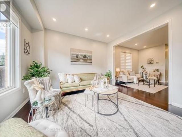 1749 Liatris Drive, Pickering, ON, L1X 0B2 house for sale | Listing ID E13844 | Royal LePage