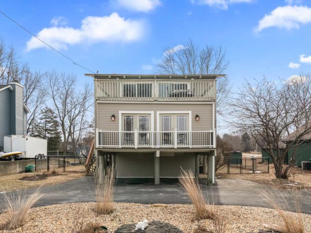 1740 Holiday Drive