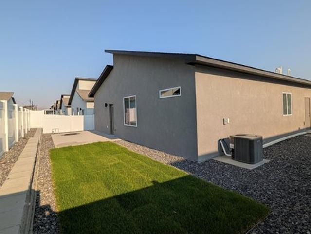 1740 Rusty Rivet Rd, Fruita, CO 81521