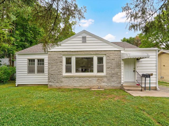 1741 E Elm Street