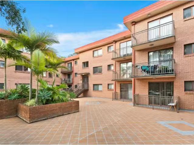 17/420 422 Crown Street, Wollongong Apartment for rent Listed.