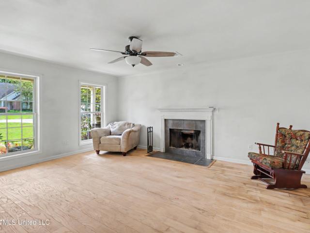 17425 Marian Court