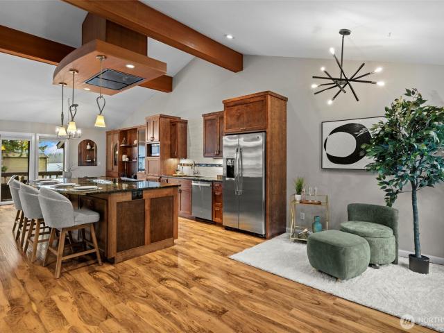 17434 NE 40th Pl, Unit C5, Redmond, WA 98052 | MLS #2530