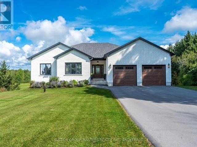 174 Conner Drive, Front Of Leeds & Seeleys Bay, ON, K7G 2V4 house for sale | Listing ID X13808 | Royal LePage