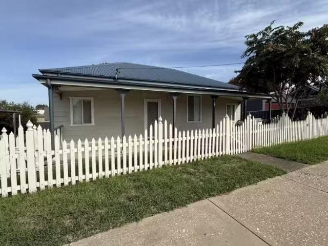 1/74 Darling Street, COWRA House for rent Listed by Emily Bea.