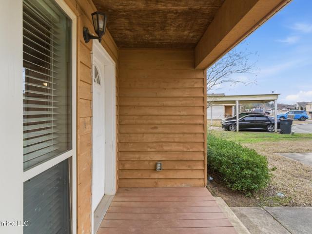 174 Hawthorne Drive