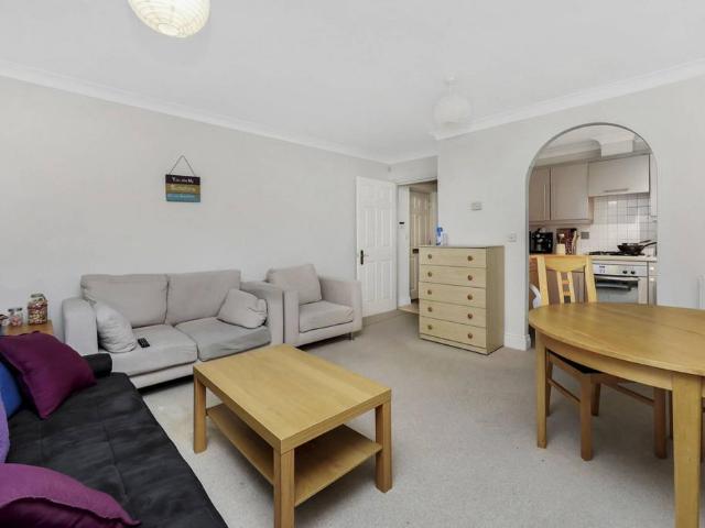 174 Mitcham Road, London, SW17 9NJ, United Kingdom | 2 bed apartment for rent #139475029 | Rentberry