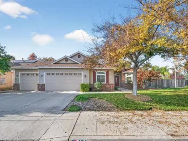 174 N LIND AVE, CLOVIS, CA 93612