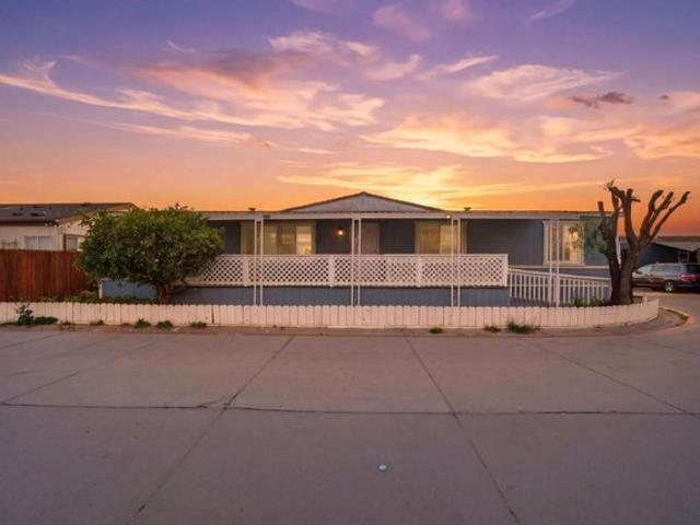 174 Redwood Dr Unit 174, Hollister, CA 95023