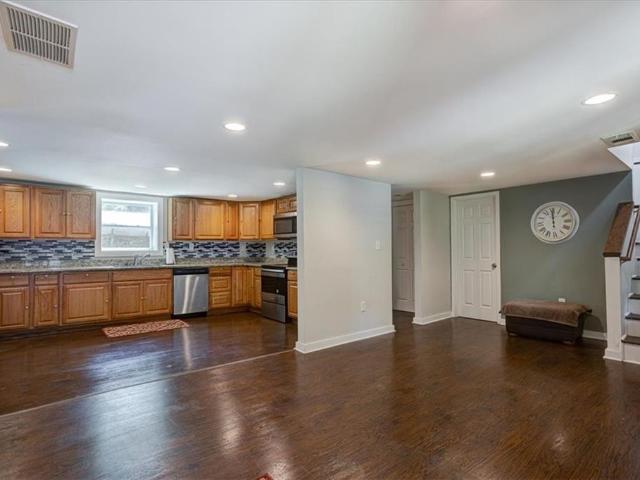 174 Rivertown Road