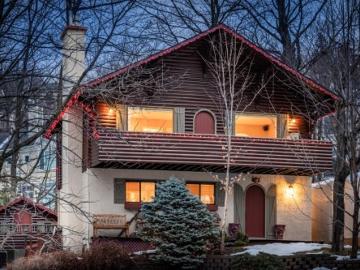 174 Rue Des Deux Montagnes, Bromont, QC, J2L 1N8 Luxury House for sale | Listing ID 21537 | Royal LePage Carriage Trade Luxury Properties