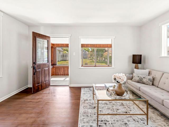 174 W 7Th Street