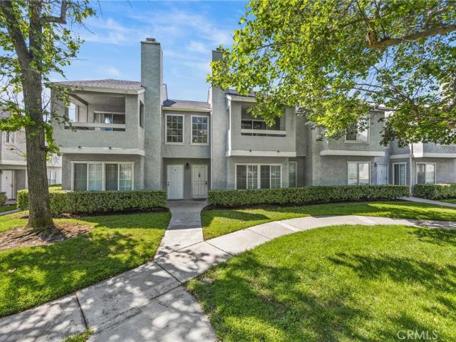 174 W Walnut B
