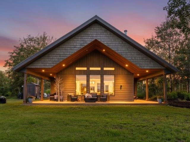 17545 Victoria Trail, Rural Smoky Lake County, AB, T0A 3C0 house for sale | Listing ID E4500 | Royal LePage