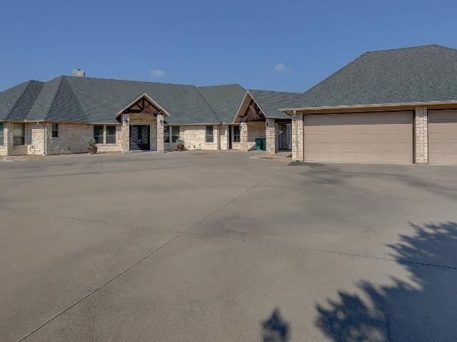 1754 Highland Dr, Whitney, TX