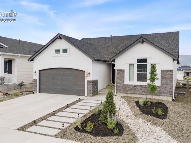 17552 Lucky Penny Lane