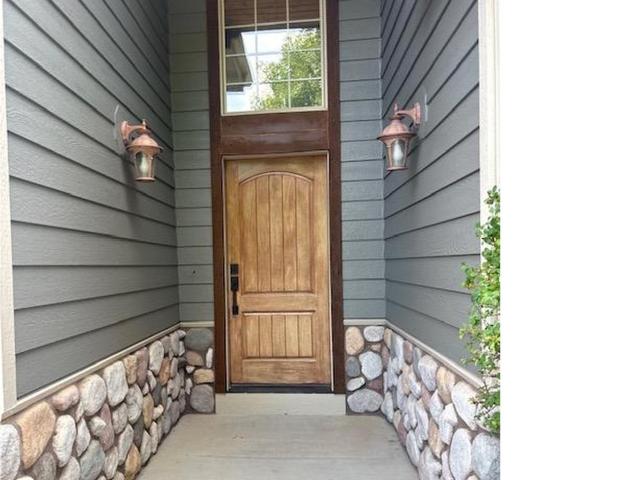 1756 Green River Drive