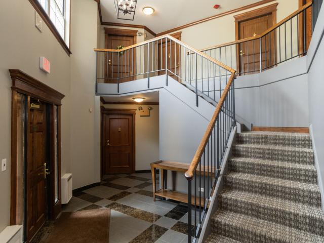 1757 Eastwood Court # 1