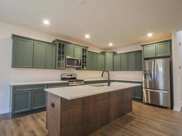 1757 Forest Ridge Drive