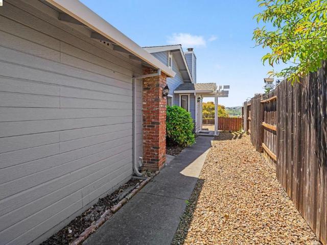 1757 Stuart Ct