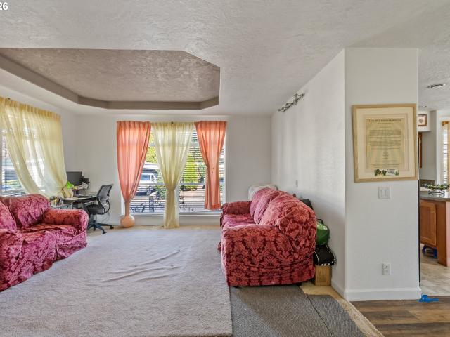 17580 sw hancock way