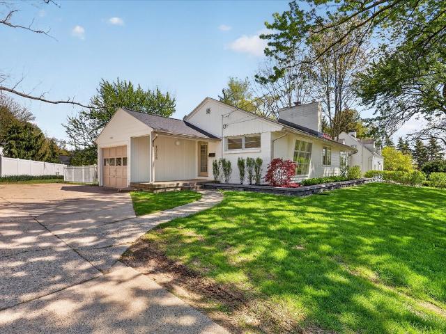 1758 Breton Road