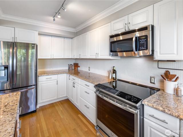 1758 Dexter Avenue N # 5