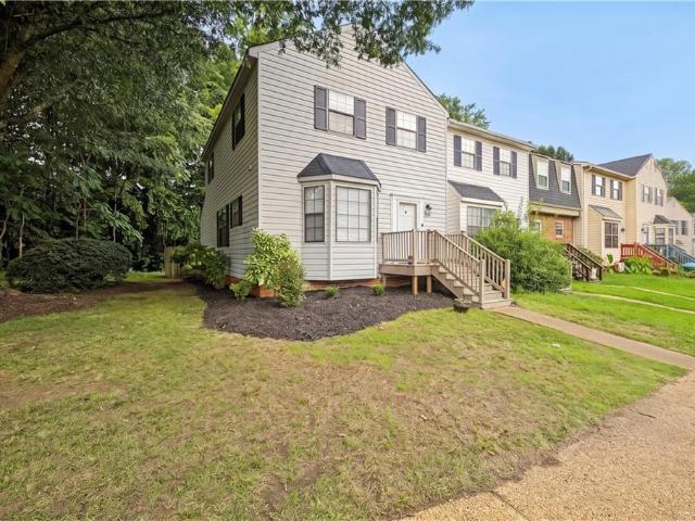 1758 Skiffes Creek CIR