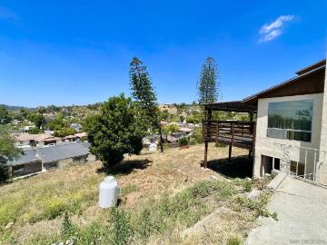1758 Vista Grande