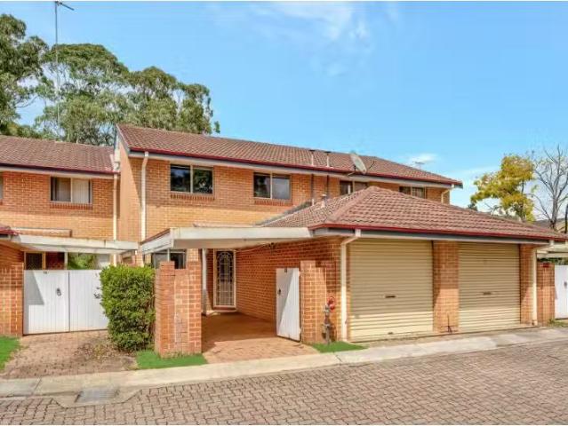 17/59A Castle Street, CASTLE HILL Townhouse for rent Listed b.