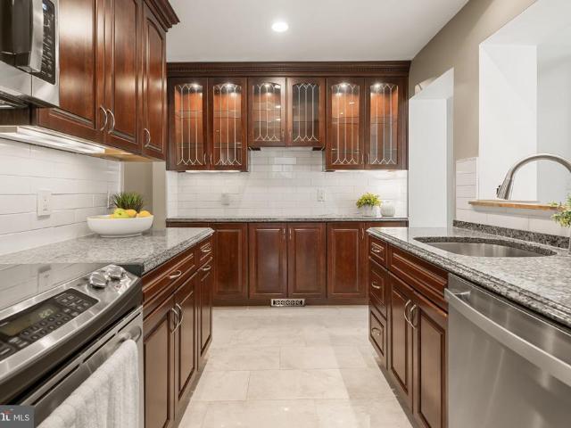 1750 Overlook Drive