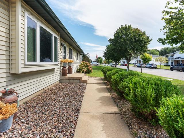 1750 River Road