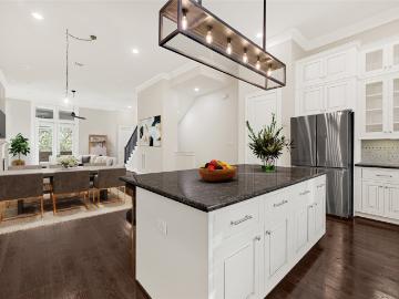 1750 W 23rd Street