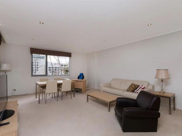 175/15 Coranderrk Street, City