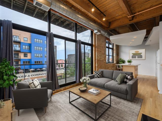 1751 n western avenue # 303