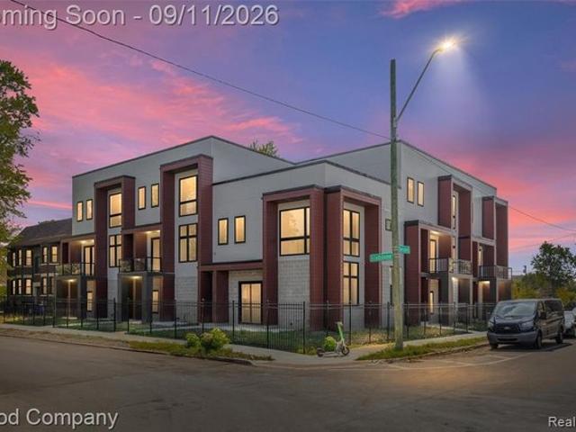 175 Gladstone St, Detroit, MI 48202