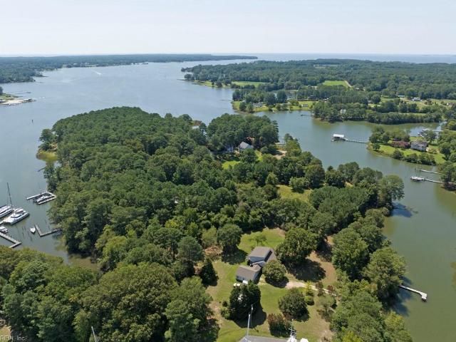 175 Heron Point RD