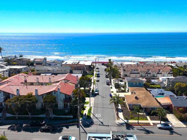 175 Maple Ave, Unit 4, Carlsbad, CA 92008 | MLS #260004