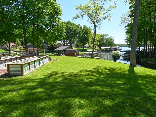 175 Mill Springs