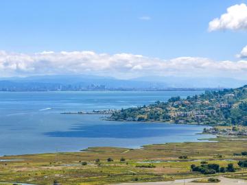 175 Upper Via Casitas, Unit 17, Greenbrae, CA 94904 | MLS #326030