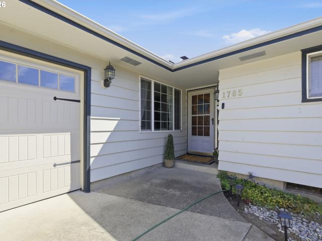 1765 santa rosa st