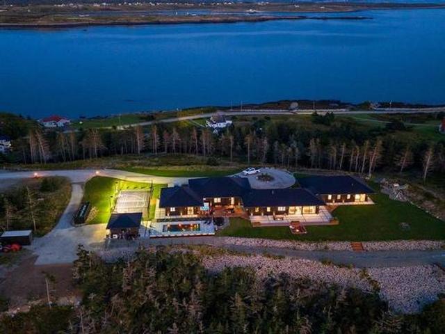 1766 Highway 304, Cape Forchu, NS, B5A 5G7 house for sale | Listing ID 202605 | Royal LePage