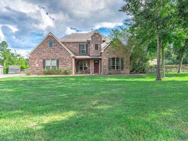 17607 Country Grove