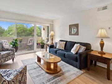 17607 Pomerado Rd, Unit 101, San Diego, CA 92128 | MLS #NDP2511