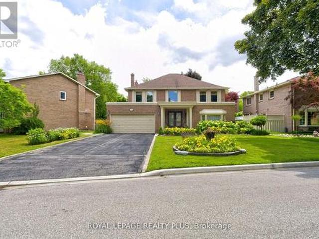 1760 Featherston Court, Mississauga, ON, L5L 3E3 house for sale | Listing ID W13628 | Royal LePage