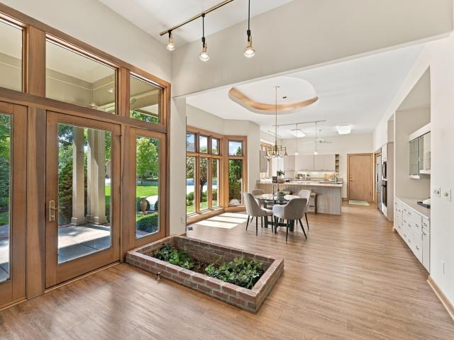 1760 Pathway Drive S