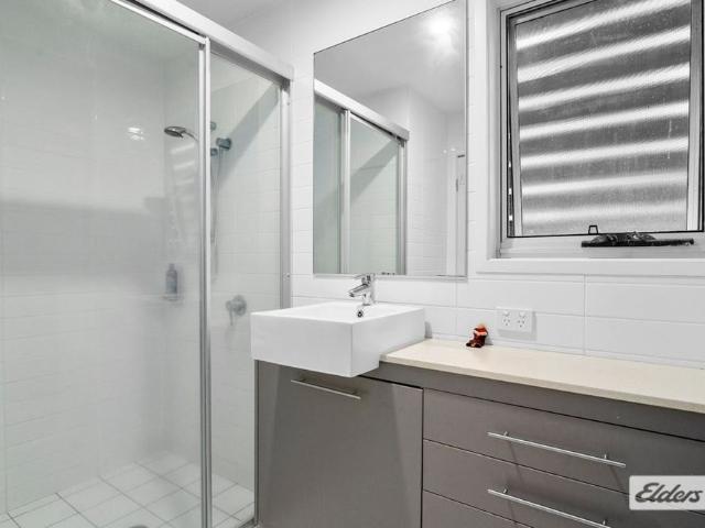 17/614 618 Casuarina Way
