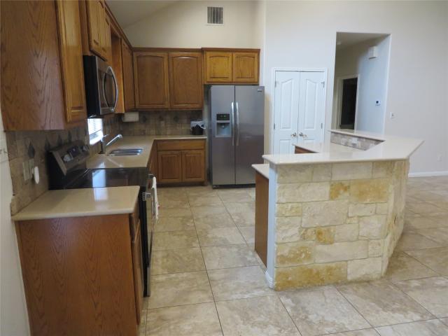 1761 Cottonwood Rd, Fischer, TX 78623 | MLS #1772
