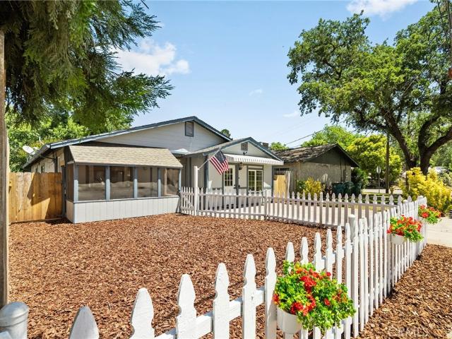 1761 Elm Street